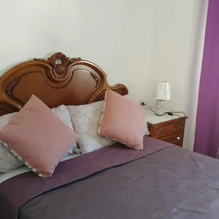 Con Vistas Preciosas En Piso Compartido Séjour chez l'habitant *