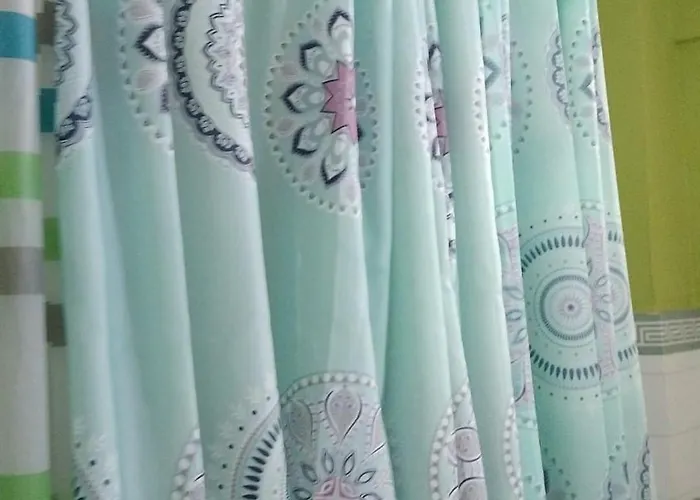 Séjour chez l'habitant Con Vistas Preciosas En Piso Compartido Estepona