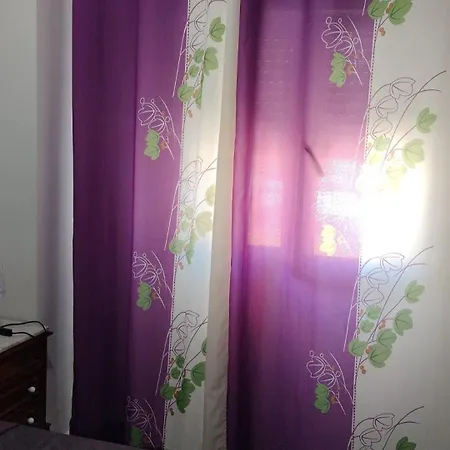 Con Vistas Preciosas En Piso Compartido * אסטפונה